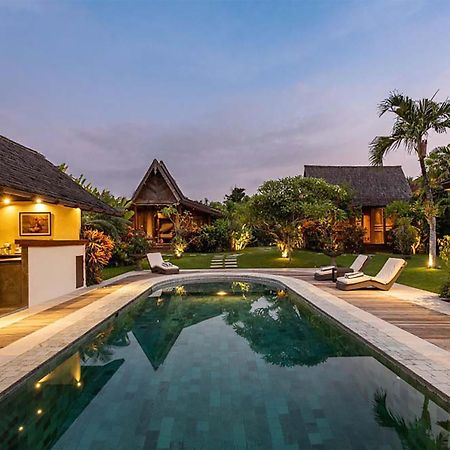 Villa Lina By Optimum Bali Villas Canggu Exterior foto